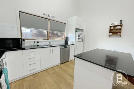 Property photo of 5B Bray Street Long Gully VIC 3550