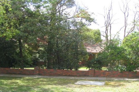 16 Rostrevor Pde, Mont Albert North, VIC 3129