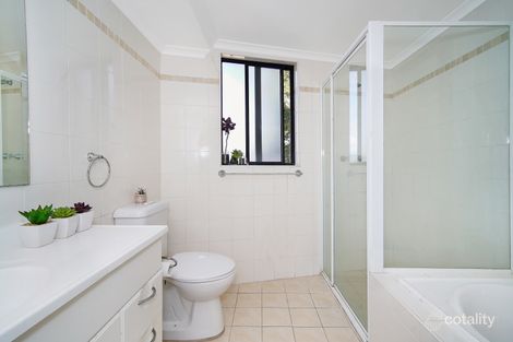 Property photo of 5/4-6 Wiseman Avenue Wollongong NSW 2500