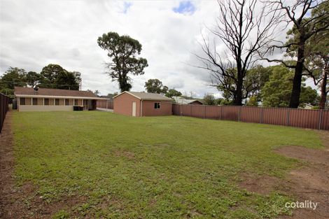 30 Rita St, Thirlmere, NSW 2572