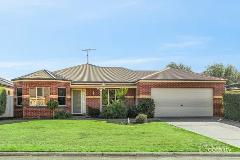 Property photo of 11 Oban Lane Bannockburn VIC 3331