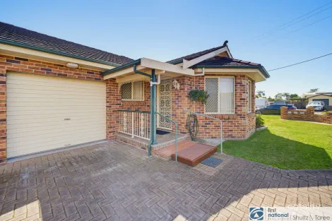 1/4 Winton Ave, Taree, NSW 2430