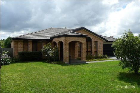 56 Kingsbury Cct, Bowral, NSW 2576