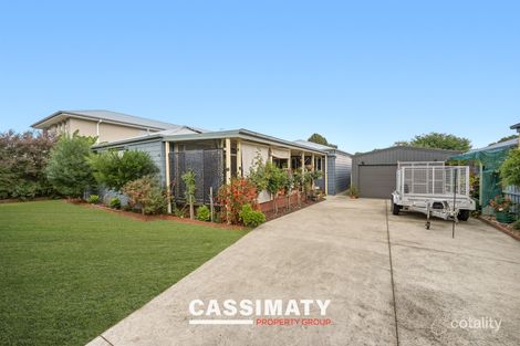 16 Tatiara Dr, Grantville, VIC 3984