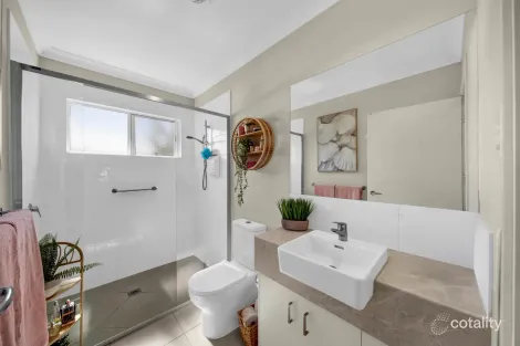 Property photo of 295/2-40 Koplick Road Chambers Flat QLD 4133