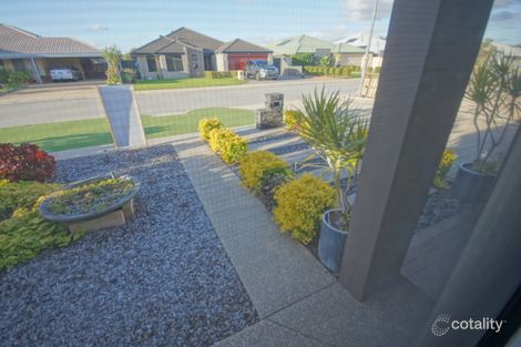 15 Cayenne St, Wattle Grove, WA 6107