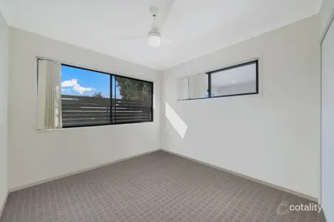 Property photo of 2/22 Percy Street Redcliffe QLD 4020