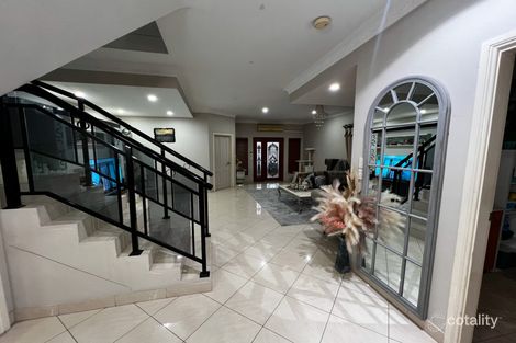 Property photo of 142 Juno Parade Greenacre NSW 2190