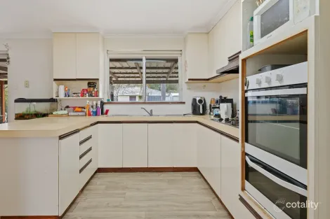 Property photo of 38 Nyabing Way Withers WA 6230