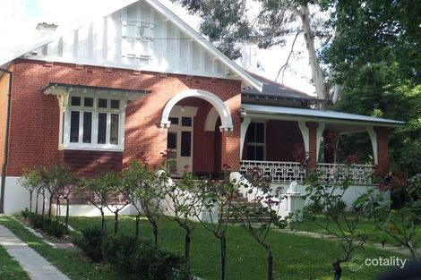 60 Gurwood St, Wagga Wagga, NSW 2650