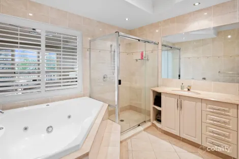 Property photo of 8050 The Parkway Hope Island QLD 4212