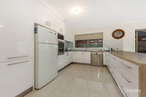 Property photo of 8 Kingston Drive Taylors Hill VIC 3037
