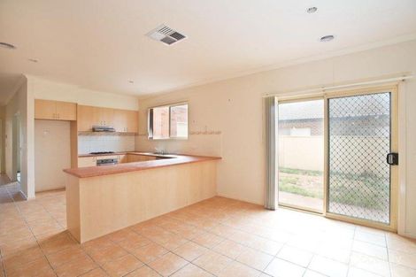 Property photo of 10 Murnong Mews Harkness VIC 3337