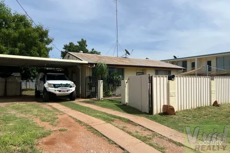 145 Miles St, Winston, QLD 4825