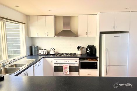 Property photo of 15 Carrajung Street Rosebud VIC 3939