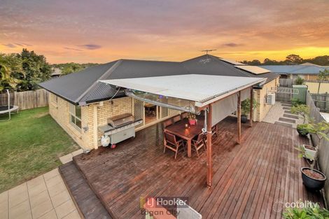 15 Lake Kurwongbah Ct, Logan Reserve, QLD 4133