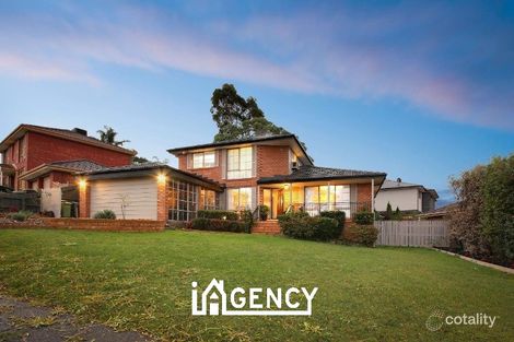 Property photo of 15 Denton Drive Endeavour Hills VIC 3802