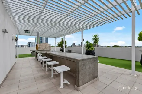 208/283 Logan Rd, Stones Corner, QLD 4120