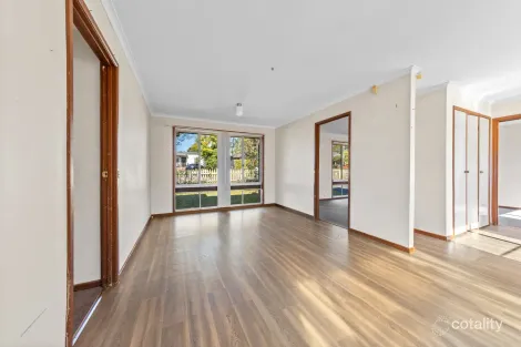 Property photo of 13 Weonga Place San Remo NSW 2262