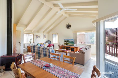 Property photo of 2/22 Berrambool Drive Berrambool NSW 2548