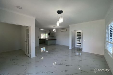 Property photo of 2/22 Canning Road Kalamunda WA 6076