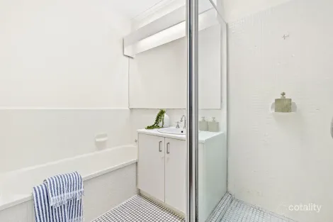 Property photo of 3/32 New Street Hampton VIC 3188