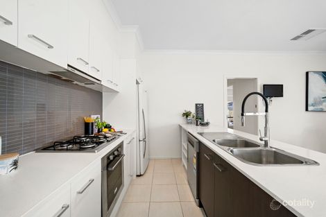 Property photo of 2/92 Albert Avenue Boronia VIC 3155