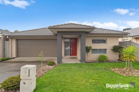 Property photo of 6 Blackledge Drive Cranbourne East VIC 3977