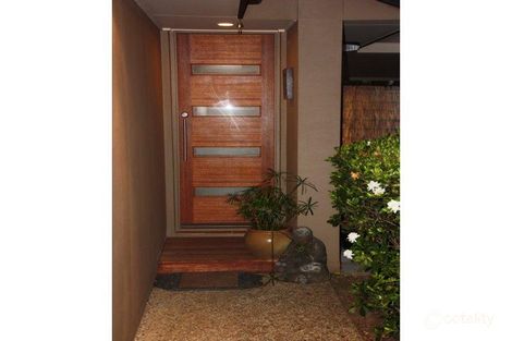 Property photo of 10 Serafina Drive Helensvale QLD 4212