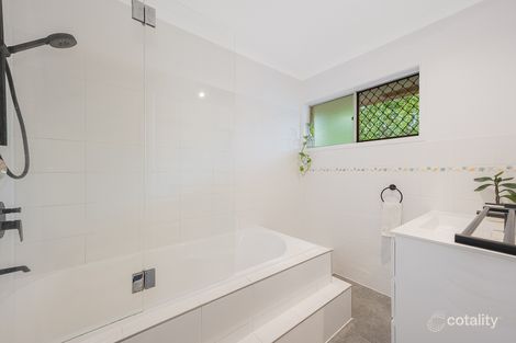 Property photo of 3 Toorak Road Albany Creek QLD 4035