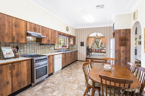 Property photo of 16 Omaru Avenue Miranda NSW 2228