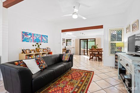 Property photo of 2/52 Bunya Street Greenslopes QLD 4120