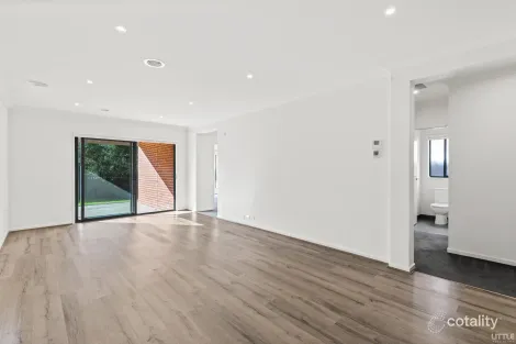 Property photo of 8 Mulgra View Tarneit VIC 3029