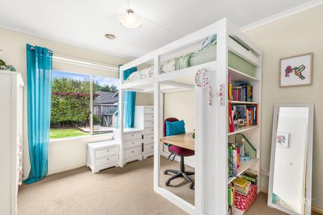 Property photo of 9 Sittella Drive Berwick VIC 3806