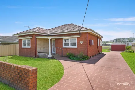 Property photo of 27 Hoskins Avenue Warrawong NSW 2502