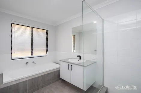 Property photo of 64 Babylon Bend Landsdale WA 6065
