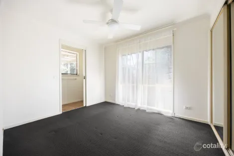 Property photo of 10 Lantana Drive Narre Warren VIC 3805