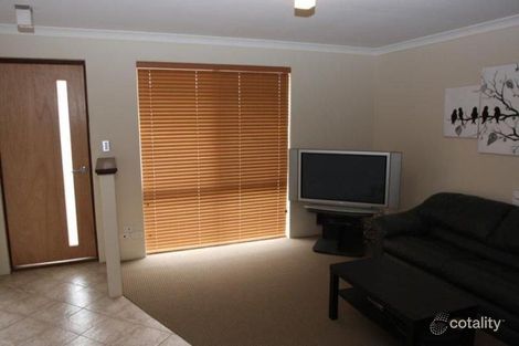 Property photo of 11 Longridge Rise Quinns Rocks WA 6030