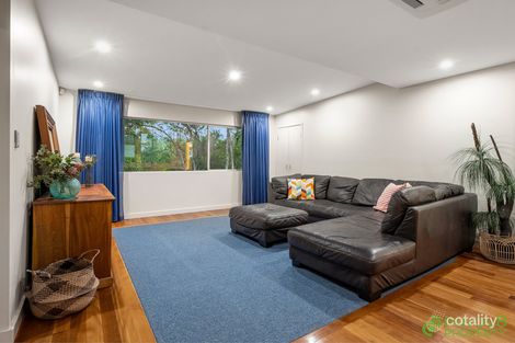 Property photo of 4 Springbook Court Cashmere QLD 4500