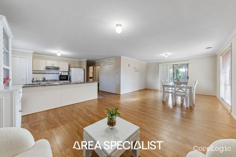 Property photo of 12 Red Gum Circuit Pakenham VIC 3810