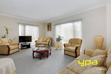 Property photo of 13 Preston Avenue Roxburgh Park VIC 3064