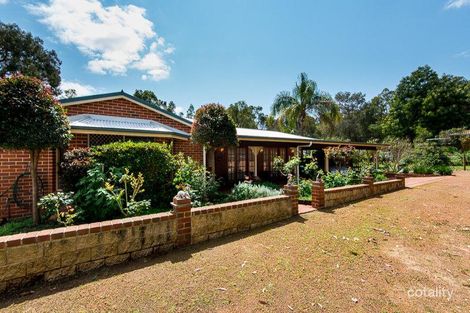 40 Raeburn Rd, Roleystone, WA 6111