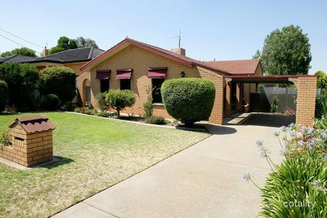 15 Cross St, Junee, NSW 2663