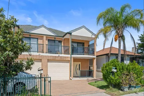 1b Pandora St, Greenacre, NSW 2190