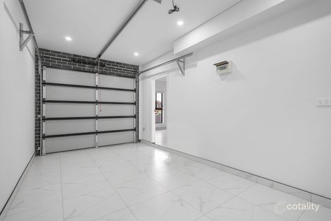 5/2a Parrot Rd, Green Valley, NSW 2168