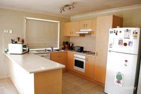 Property photo of 8 Flint Close West Hoxton NSW 2171