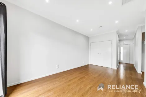 Property photo of 2/7 Juliana Avenue Wyndham Vale VIC 3024