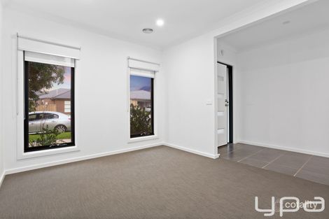 Property photo of 15 Coorabin Way Werribee VIC 3030