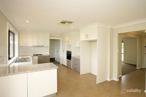 Property photo of 6 Naretha Street Glenfield Park NSW 2650