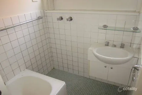 Property photo of 3/25 Shepparson Avenue Carnegie VIC 3163